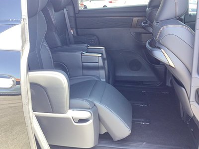 2025 Toyota ALPHARD — фото 33