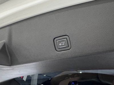 2021 Cadillac XT6 照片 60