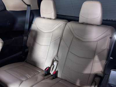 2021 Cadillac XT6 照片 25