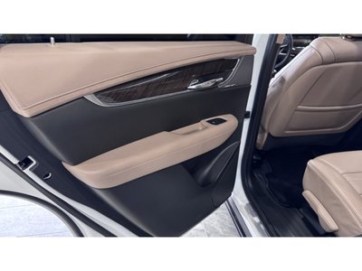 2021 Cadillac XT6 照片 16