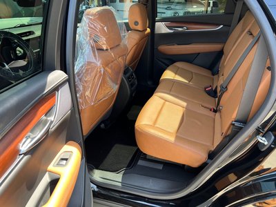 صورة 12 لـ 2020 Cadillac XT5