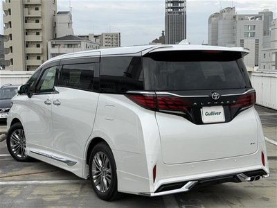 صورة 43 لـ 2025 Toyota ALPHARD