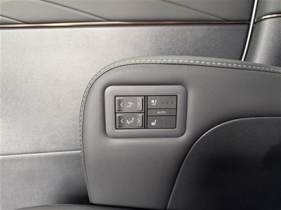 صورة 19 لـ 2025 Toyota ALPHARD
