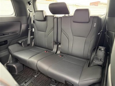 صورة 20 لـ 2025 Toyota ALPHARD