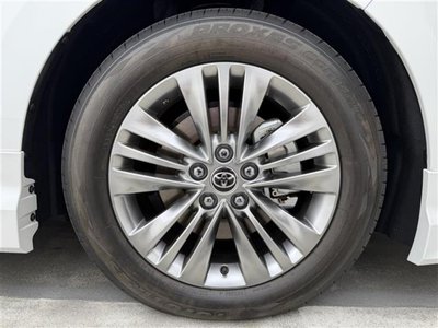 صورة 41 لـ 2025 Toyota ALPHARD