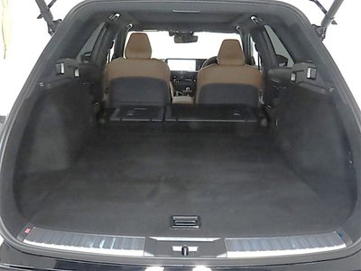 2026 Toyota CROWN ESTATE photo 16