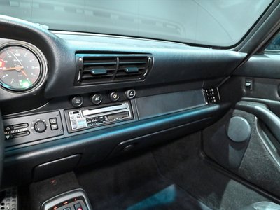1998 Porsche 911 — миниатюра 30