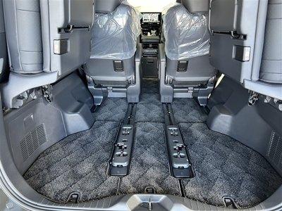 2025 Toyota VELLFIRE 缩略图 40
