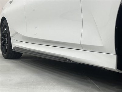 صورة 8 لـ 2023 BMW 3 SERIES