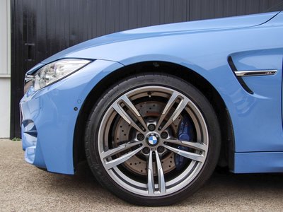 صورة 9 لـ 2015 BMW M4 COUPE