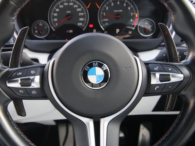 صورة 63 لـ 2015 BMW M4 COUPE