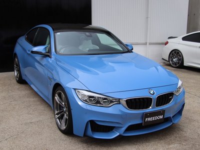 صورة 16 لـ 2015 BMW M4 COUPE
