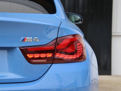 صورة 41 لـ 2015 BMW M4 COUPE