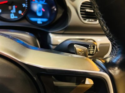 صورة 24 لـ 2016 Porsche 718