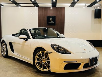 صورة 1 لـ 2016 Porsche 718