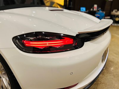 صورة 36 لـ 2016 Porsche 718