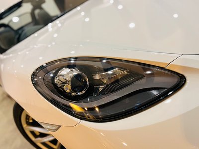صورة 12 لـ 2016 Porsche 718