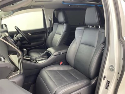 صورة 44 لـ 2022 Toyota ALPHARD