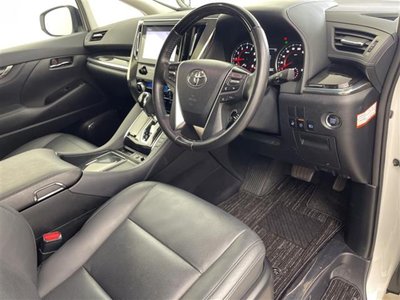 صورة 39 لـ 2022 Toyota ALPHARD