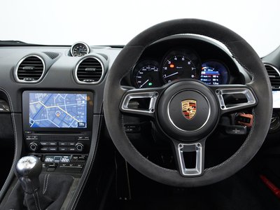2020 Porsche 718 SPYDER — фото 47