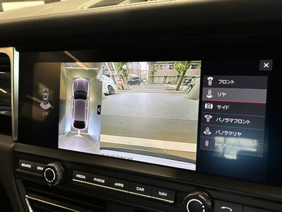 2021 Porsche MACAN photo 16