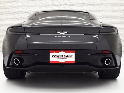 صورة 6 لـ 2019 Aston Martin DB11
