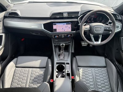 صورة 3 لـ 2022 AUDI RS Q3