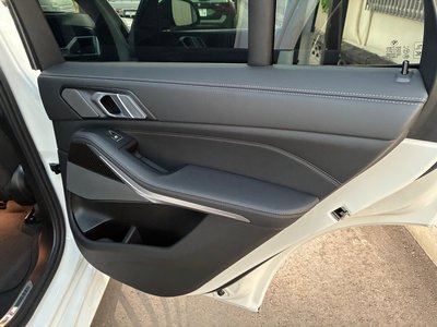 2025 BMW X5 photo 16
