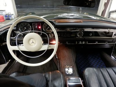 1969 Mercedes-BENZ SL 照片 12