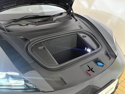 2026 Porsche TAYCAN thumbnail 50