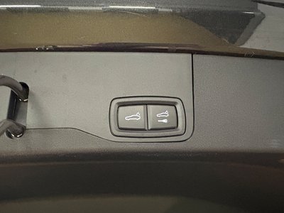 2026 Porsche TAYCAN thumbnail 53