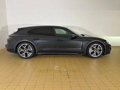 2026 Porsche TAYCAN photo 5
