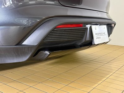 2026 Porsche TAYCAN photo 15