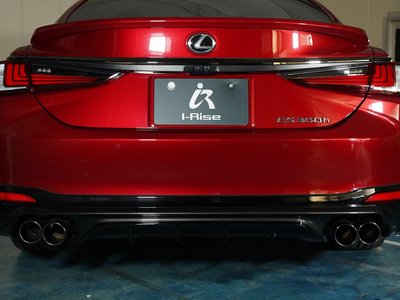 2024 Lexus ES photo 13