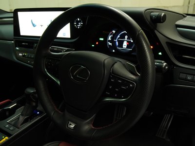 2024 Lexus ES thumbnail 60