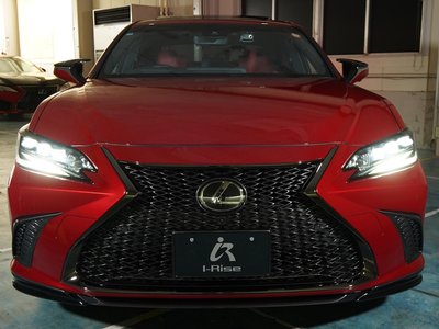 2024 Lexus ES photo 6