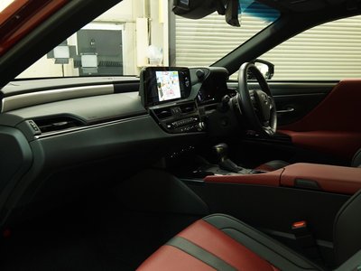 2024 Lexus ES thumbnail 48