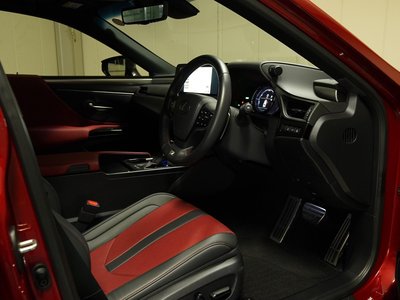 2024 Lexus ES thumbnail 30
