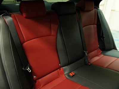 2024 Lexus ES thumbnail 39