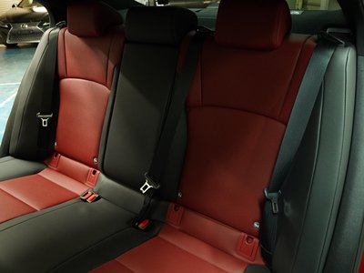 2024 Lexus ES thumbnail 43