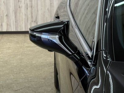 2021 Lexus LS thumbnail 26