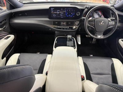 2021 Lexus LS thumbnail 4