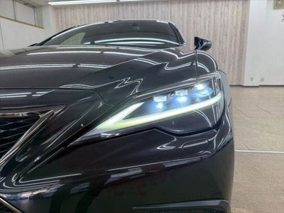 2021 Lexus LS thumbnail 14
