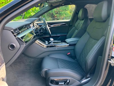 صورة مصغرة 16 لـ 2025 AUDI A8