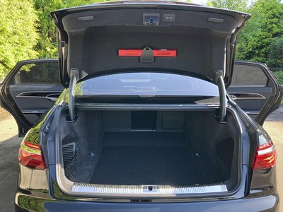 صورة مصغرة 31 لـ 2025 AUDI A8