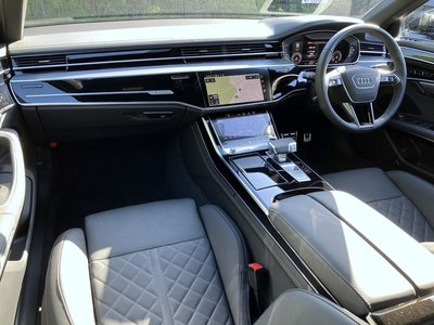 صورة مصغرة 26 لـ 2025 AUDI A8