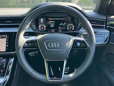صورة مصغرة 25 لـ 2025 AUDI A8