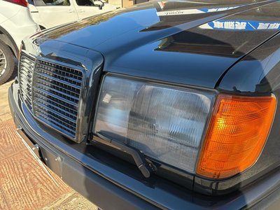 1984 Mercedes-BENZ MEDIUM-CLASS photo 23