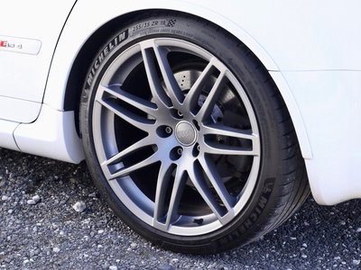 صورة 23 لـ 2006 AUDI RS4