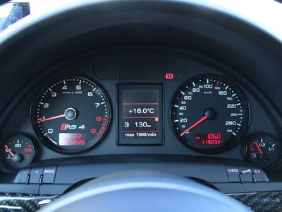 صورة 29 لـ 2006 AUDI RS4